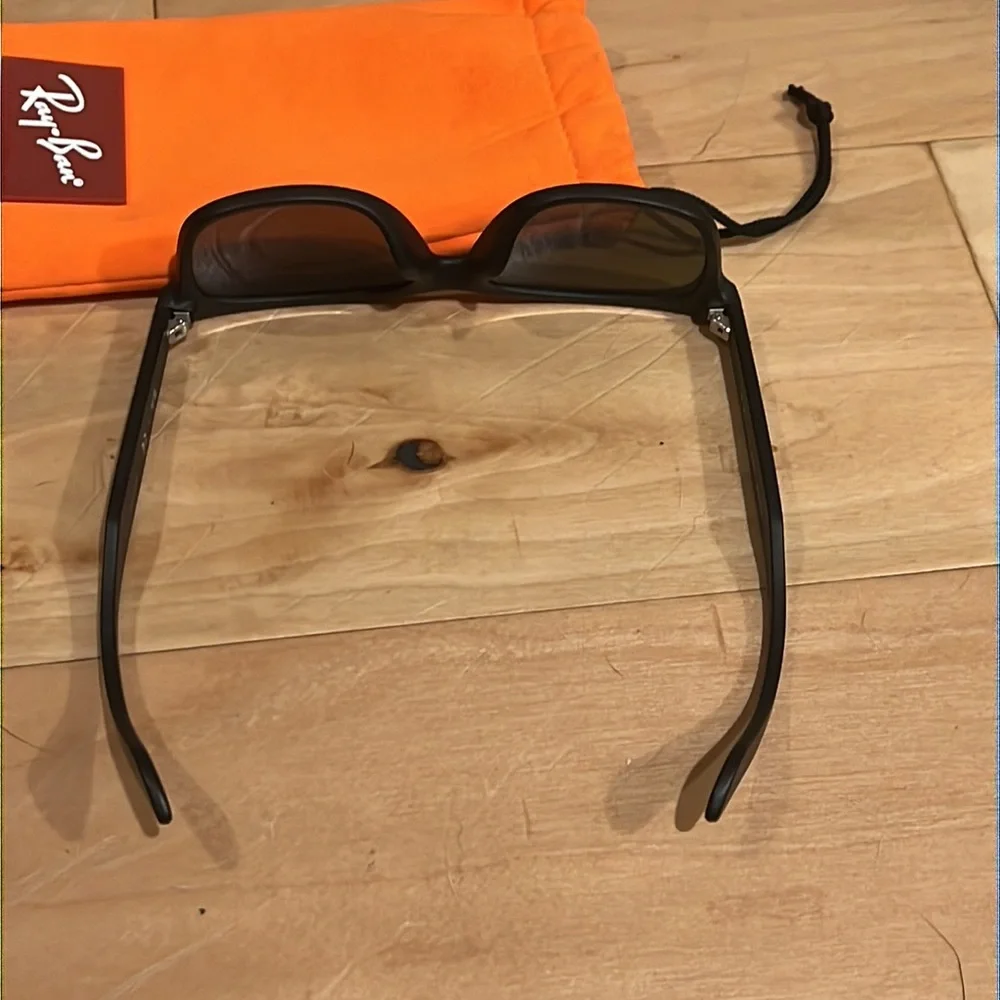 Child Ray Bans with case